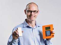Paul Needham posing with the Simpa system (Pic courtesy entrepreneurindia.in)