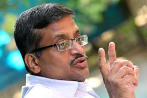 Meet Ashok Khemka – the incorruptible Indian babu